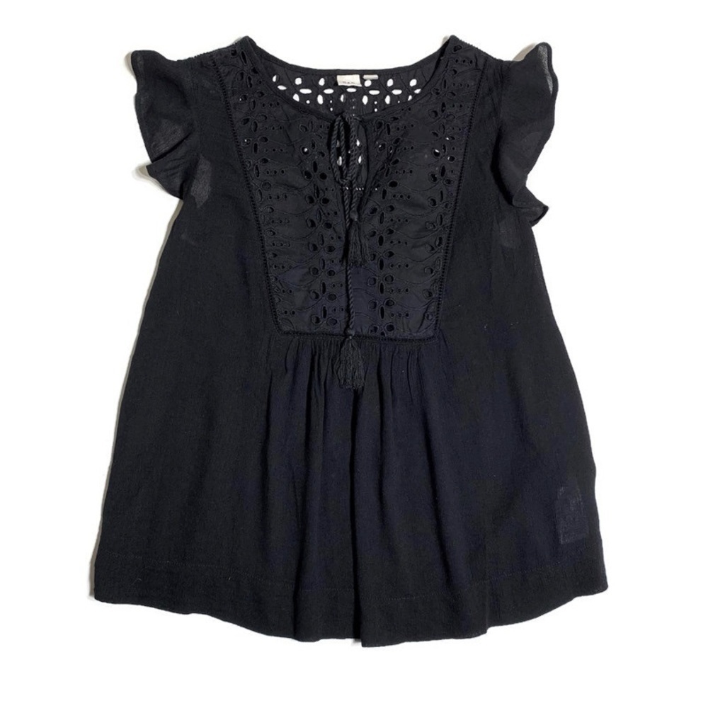 Gap XS eyelet lace‎ lightweight ruffled top